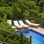 Nyaraló Sea View Pool 2km To Cala Canyelles Fully Air Conditioned King Queen Quality Beds Bbq *