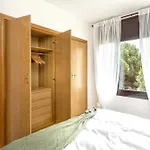 Semesterbostad Sea View Pool 2km To Cala Canyelles Fully Air Conditioned King Queen Quality Beds Bbq