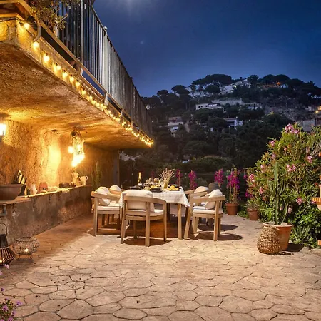 Sea View Pool 2km To Cala Canyelles Fully Air Conditioned King Queen Quality Beds Bbq * Льорет-де-Мар