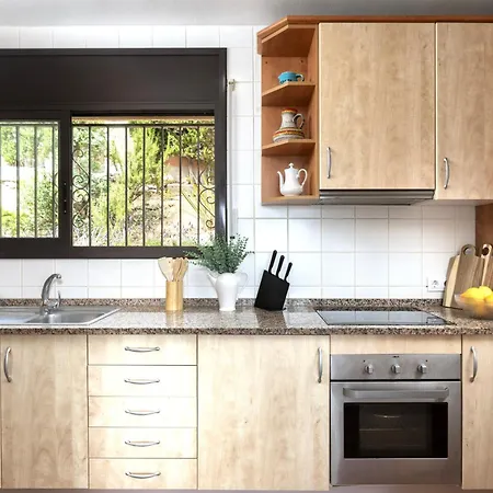 Sea View Pool 2km To Cala Canyelles Fully Air Conditioned King Queen Quality Beds Bbq Льорет-де-Мар