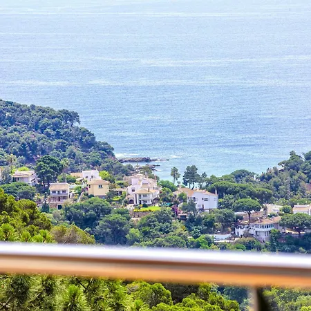 Sea View Pool 2km To Cala Canyelles Fully Air Conditioned King Queen Quality Beds Bbq * Lloret de Mar