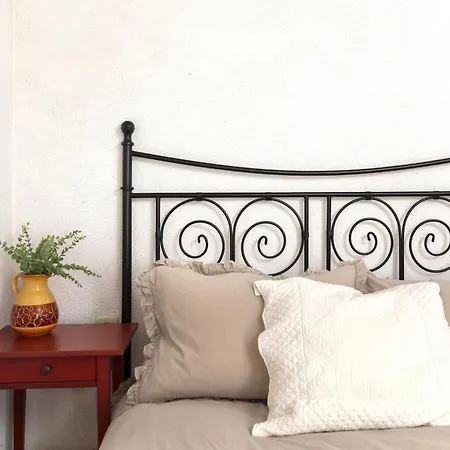 Sea View Pool 2km To Cala Canyelles Fully Air Conditioned King Queen Quality Beds Bbq Prázdninový dům Lloret de Mar