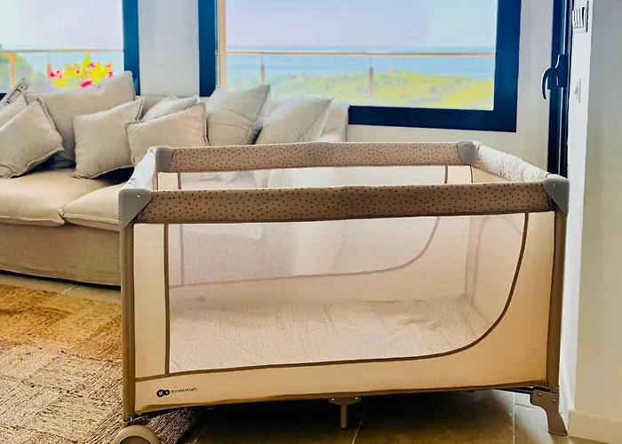 Sea View Pool 2km To Cala Canyelles Fully Air Conditioned King Queen Quality Beds Bbq Dom wakacyjny