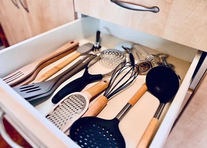 Sea View Pool 2km To Cala Canyelles Fully Air Conditioned King Queen Quality Beds Bbq