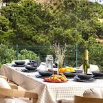 Sea View Pool 2km To Cala Canyelles Fully Air Conditioned King Queen Quality Beds Bbq بيت للعطل *