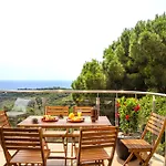 Sea View Pool 2km To Cala Canyelles Fully Air Conditioned King Queen Quality Beds Bbq بيت للعطل *
